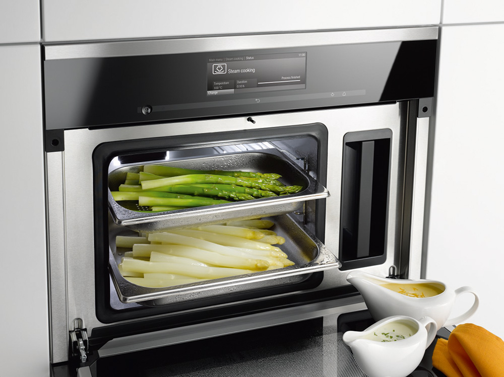 Vestavná parní trouba Miele DG 6200 3.jpg