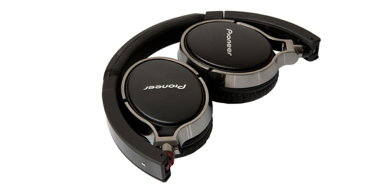 Pioneer SE-MJ591 složená sluchátka Pioneer_SE_MJ591.jpg