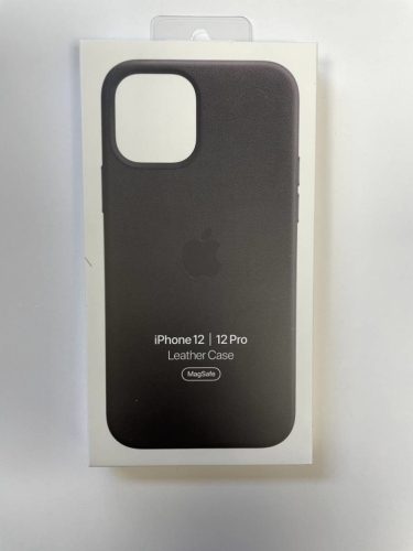 Apple Leather Case s MagSafe pro iPhone 12 a 12 Pro - černý (76186586dda9b027b2508d3e4bdea5cd.jpeg)