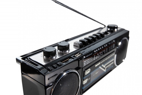 Trevi RR 501BT/BK (Trevi_RR501BTBK_4.jpeg)