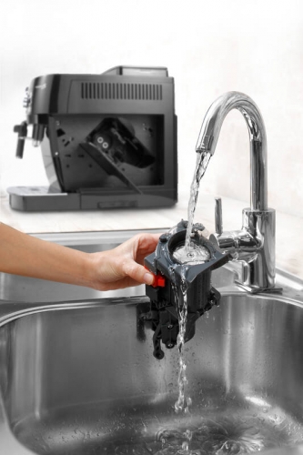 DeLonghi ECAM 22.112 B (DeLonghi_ECAM_22112B_3.jpeg)