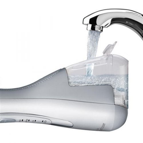 Waterpik WP-580 Cordless Advanced 2.0 (filling-water-reservoir-cordless-advanced-water-flosser-wp-580..jpg)