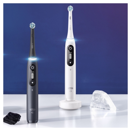 Oral-B iO Series 7 Duo Black/White (Oral-B_iO_Series_7_Duo_2.jpeg)